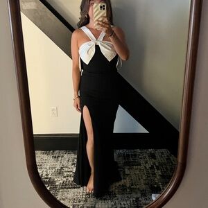 Lulu's Black and White formal Dress (luxurious  outlook)
